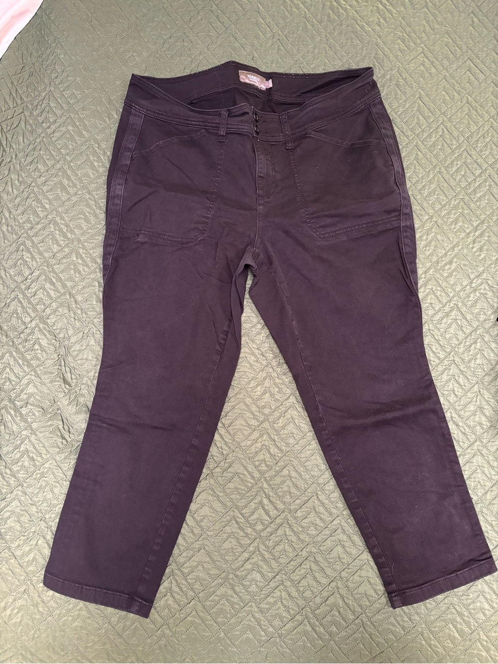 torrid black Cropped Tapered Ankle Pants